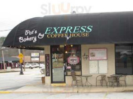 Pat's Bakery And Express Coffee House outside