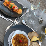 Qualys Hôtel Du Golf De L'ailette food