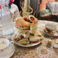 Lilacs Lavender Tea Room food