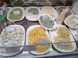 Pasta E Pesto food