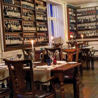 L' Enoteca Di Mr. Brunello food