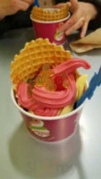 Menchie's food