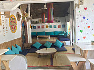 Koha Surf Cafe Lounge inside