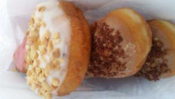 Tonallis Doughnuts Cream food