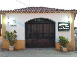 Casa Das Enguias outside