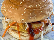 Liza Nite Burger 2 food