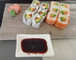 Restaurant Sushi Japonaise food