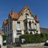 Les Dauphins Extérieur