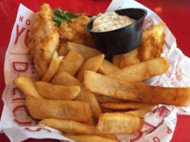 Red Robin Gourmet Burgers food