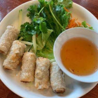 Bistro Du Saigon food