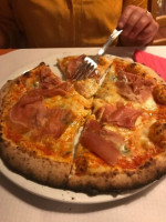 Pizzeria Il Gatto Rosso food