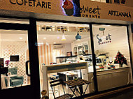 Sweet Moments Pastry Shop inside