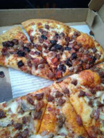 Pizza Hut food