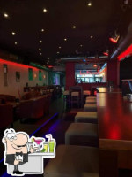 Lefreak Restaurant Lounge Bar inside