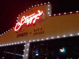 Steppy's Sports And Grill outside