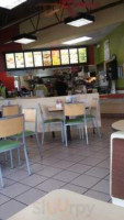 Del Taco inside