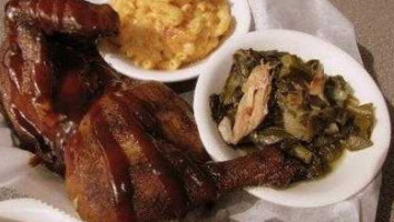 Zachary's Bbq Southern Comfort Catering food