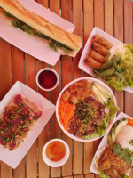 Xoi Sandwicherie Vietnamienne food
