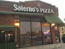 Salerno's Pizza Of Oak Park food
