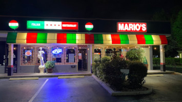 Mario's Italian outside