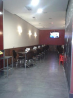 Café El Reencuentro inside