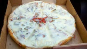Belleria Pizzeria - East food