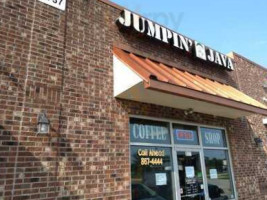 Jumpin' Java Coffee Shop outside