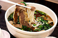 Pho Phung Restaurant food