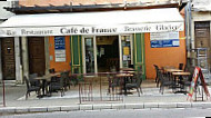 Cafe de France inside
