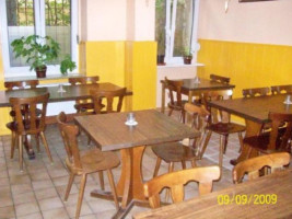 Shalimar Restaurant inside