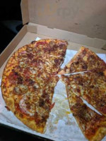 Topolino's Pizza food