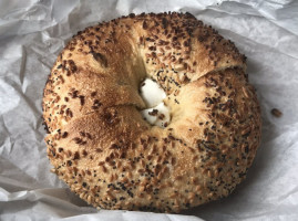 The Posh Bagel food