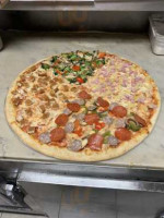 Bronx Daisy's Pizza Place food