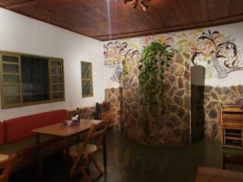Arte Paradise Café inside