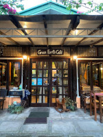Green Earth Café inside