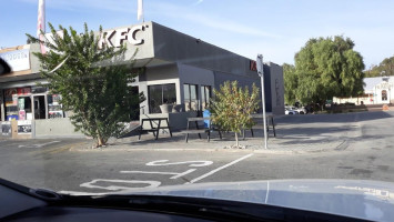 Kfc Laingsburg outside