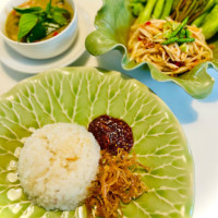 Lai Ros (rama 6) food
