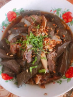 ร้านก๋วยเตี๋ยวนู๋เนิ้นก๋วยเตี๋ยวน้ำตก food