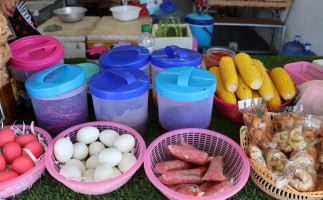 คุ้มยำ ซิ่งหมึกย่าง Nourriture