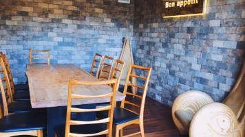 카페스토리 À l'intérieur