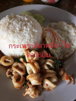 ร้านอาหาร คุณศรีนิล food