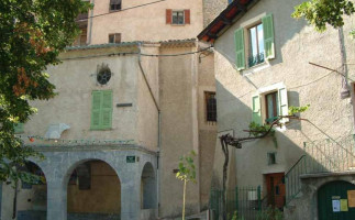 Auberge Du Riou outside