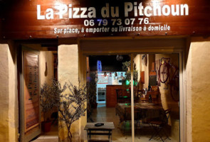 La Pizza Du Pitchoun inside
