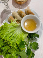 Hoang-Quyen D'or food