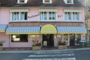 Auberge Les Tilleuls outside