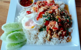 อิสานแปดริ้ว Nourriture