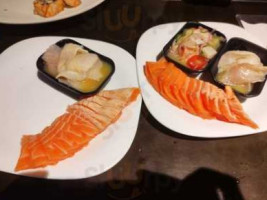 Oshent Sushi food
