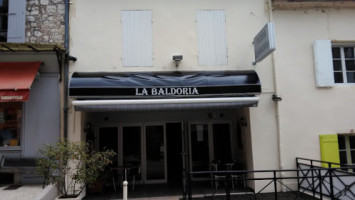 La Baldoria outside