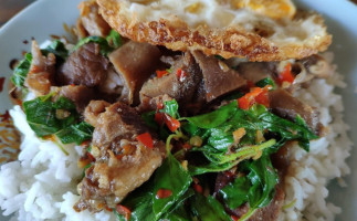 ร้านเศรษฐีเรือทองปากซอยวัดหนามแดง Nourriture