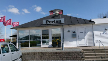 Perlen outside